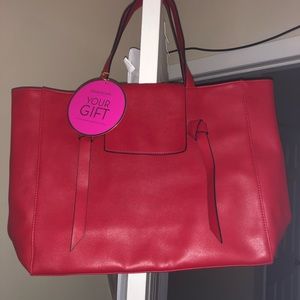 Elizabeth Arden Bag